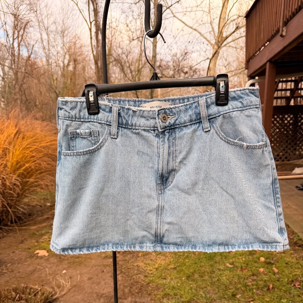 Hollister Light Wash Denim Micro Skirt